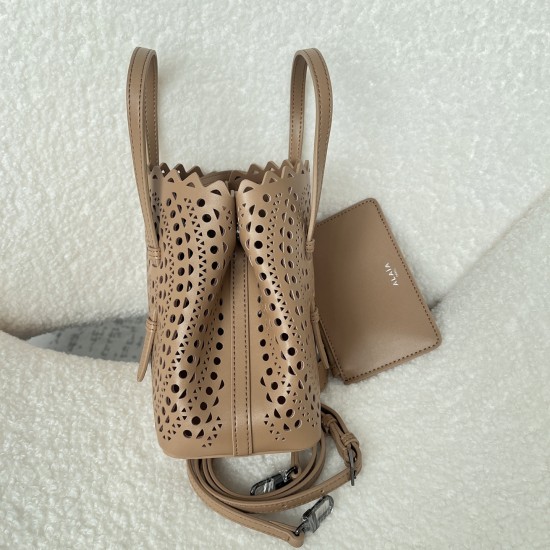 Alaia Bags Collection Top Quality
