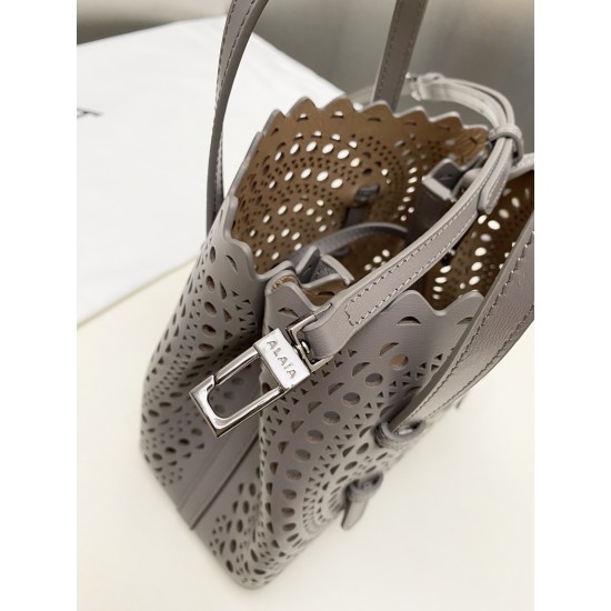 Alaia Bags Collection Top Quality

