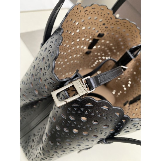 Alaia Bags Collection Top Quality
