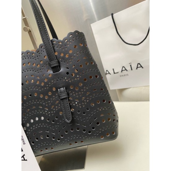 Alaia Bags Collection Top Quality
