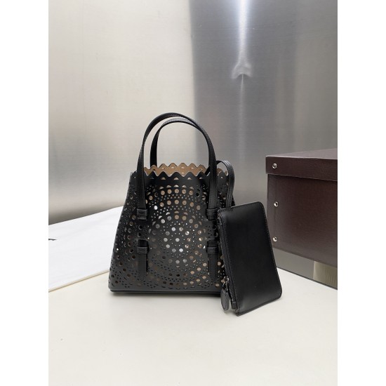 Alaia Bags Collection Top Quality
