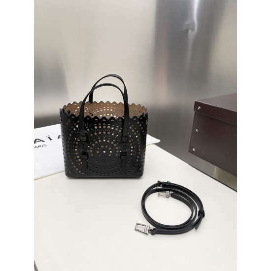Alaia Bags Collection Top Quality
