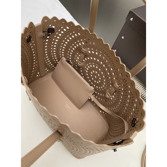 Alaia Bags Collection Top Quality
