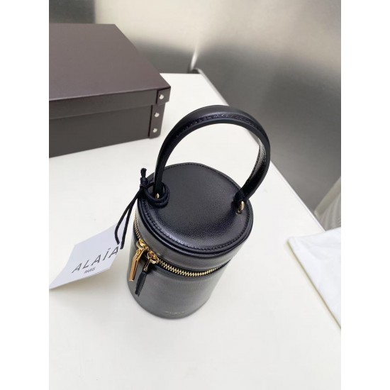Alaia Bags Collection Top Quality
