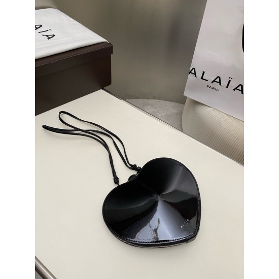 Alaia Love Bag Collection Top Quality
