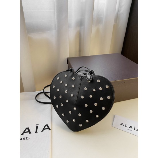 Alaia Love Bag Collection Top Quality
