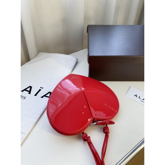 Alaia Love Bag Collection Top Quality
