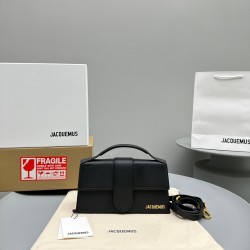 Jacquemus Bags Best Quality