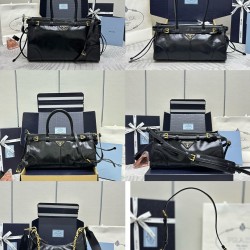 Prada Collection Top Quality
