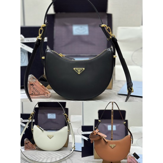Prada Collection Top Quality
