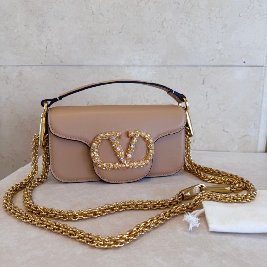 Valentino Collection Top Quality
