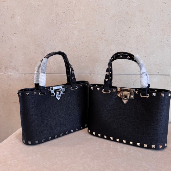 Valentino Collection Top Quality
