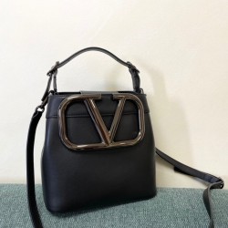 Valentino Collection Top Quality
