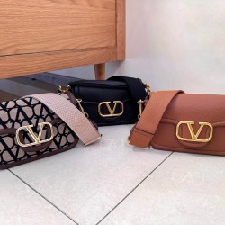 Valentino Collection Top Quality

