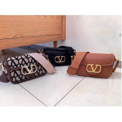 Valentino Collection Top Quality
