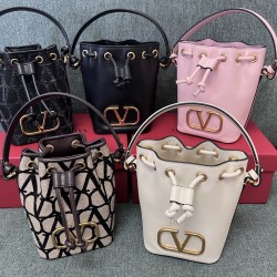 Valentino Collection Top Quality
