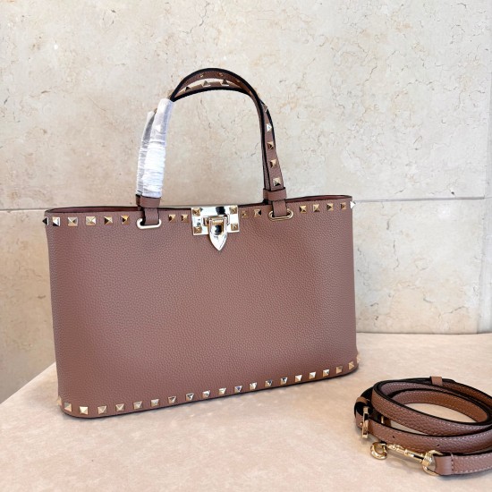Valentino Collection Top Quality

