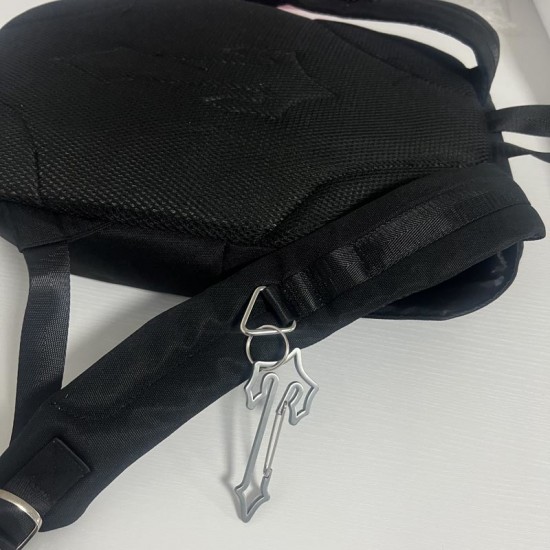 Black metal backpack7