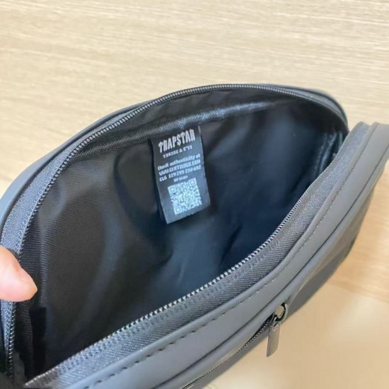 Trapstar Crossbody Bag 8