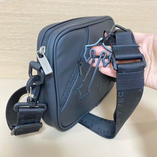 Trapstar Crossbody Bag 8