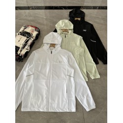 Arcteryx Clothing