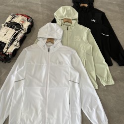 Arcteryx Clothing