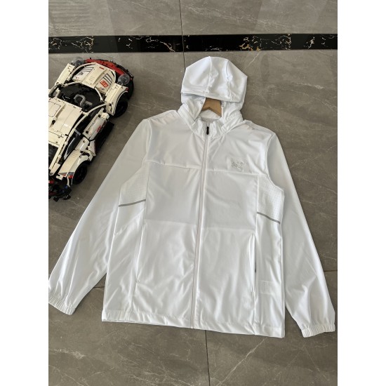 Arcteryx Clothing