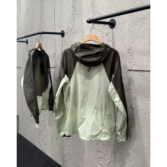 Arcteryx Clothing
