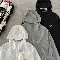 Arcteryx Clothing