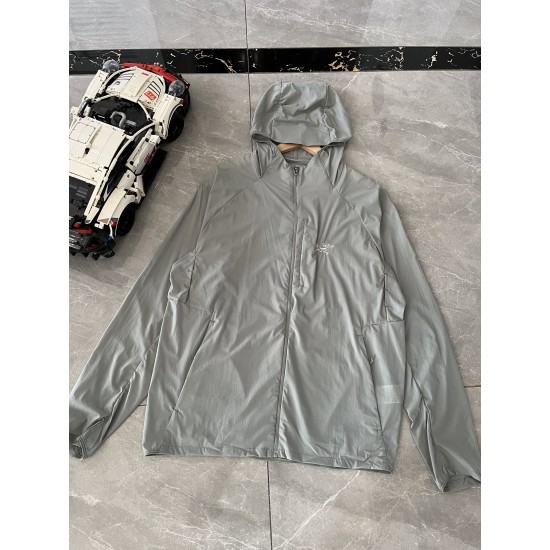 Arcteryx Clothing
