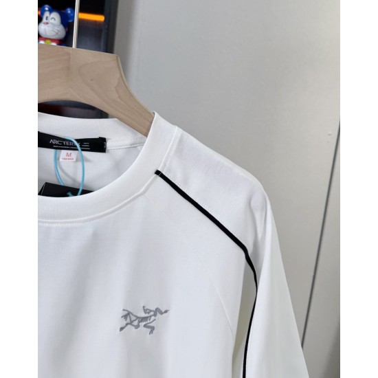 Arcteryx Clothing