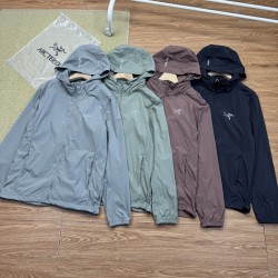 Arcteryx Clothing