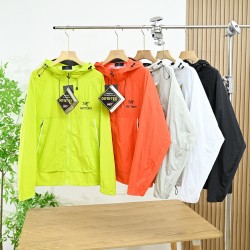 Arcteryx Clothing