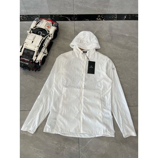 Arcteryx Clothing