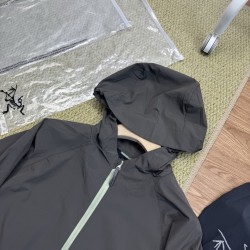 Arcteryx Clothing