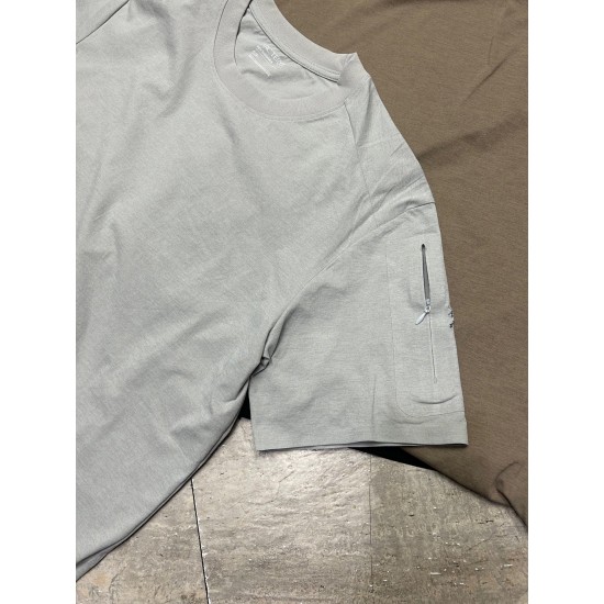 Arcteryx Clothing