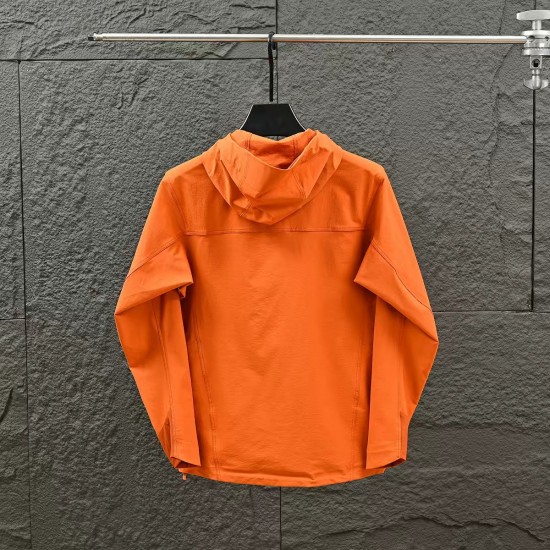 KAILAS Clothing