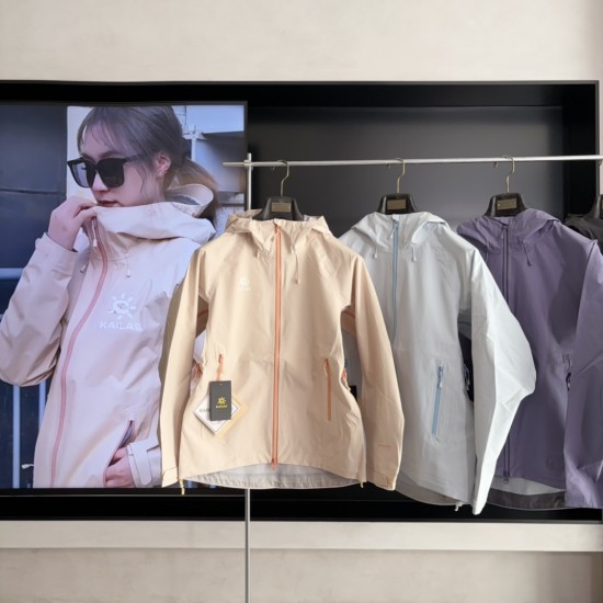 KAILAS Clothing