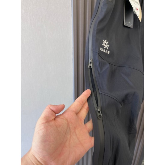 KAILAS Clothing