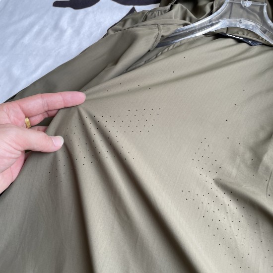 KAILAS Clothing