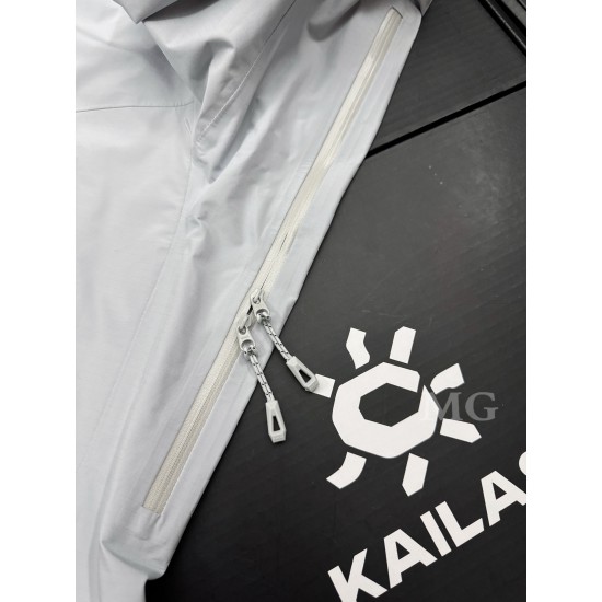 KAILAS Clothing