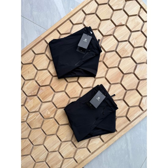 KAILAS Clothing