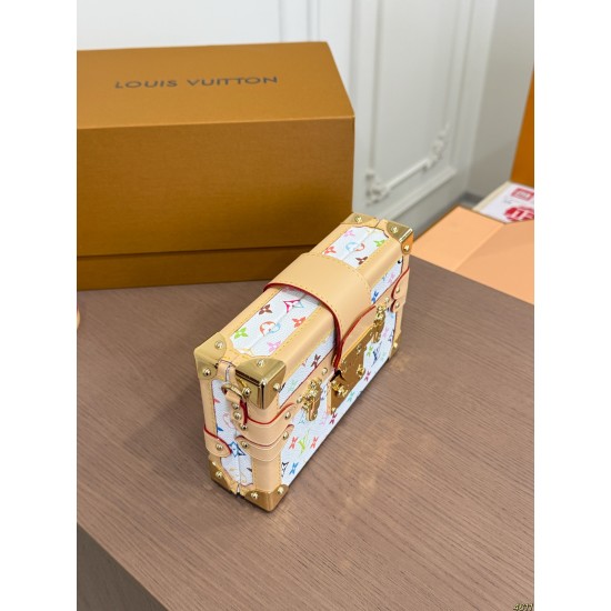 LV Clothing