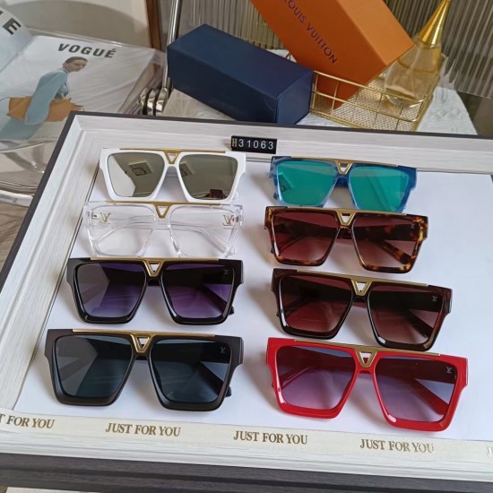 LV Sunglasses Goods
