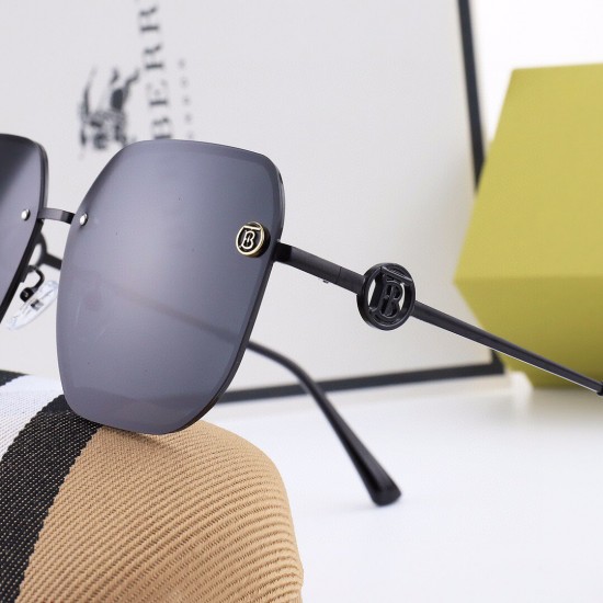 Burberry Glasses—High Quality