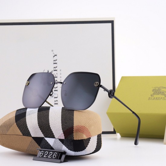 Burberry Glasses—High Quality