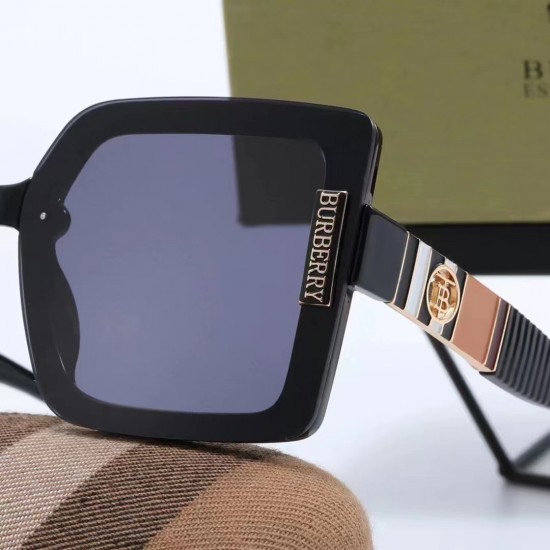 Burberry Glasses: High Quality