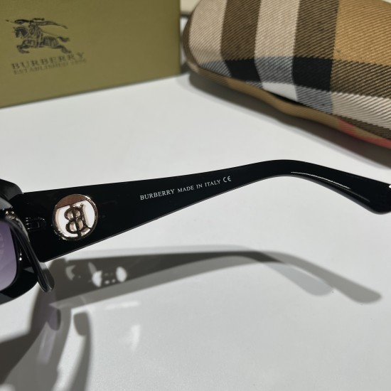 Burberry Glasses: Good Quality