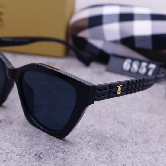 Burberry Glasses: Good Quality