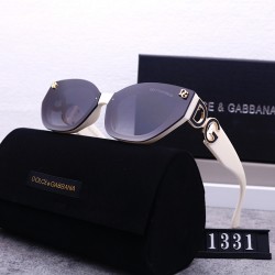 DG Glasses: High Quality